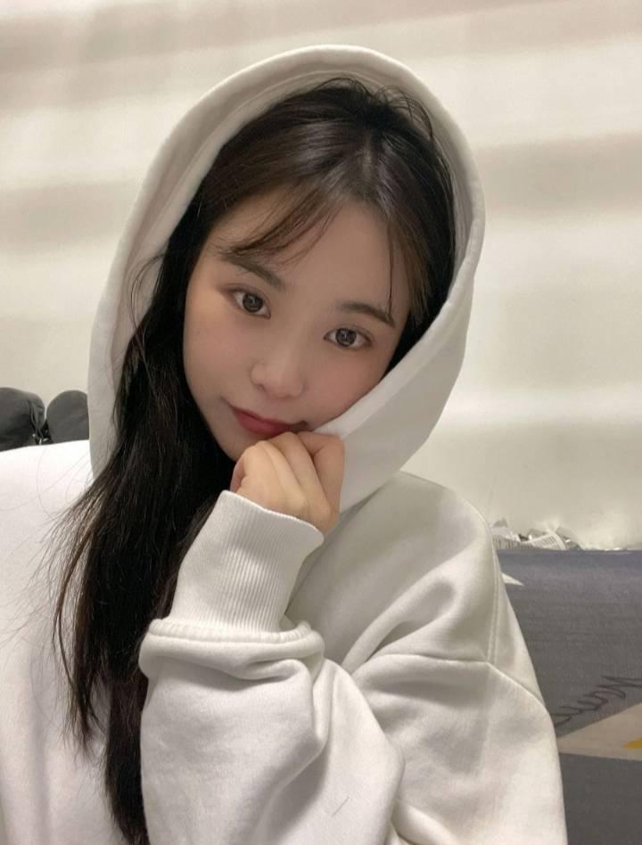 刚下水的清新小妹